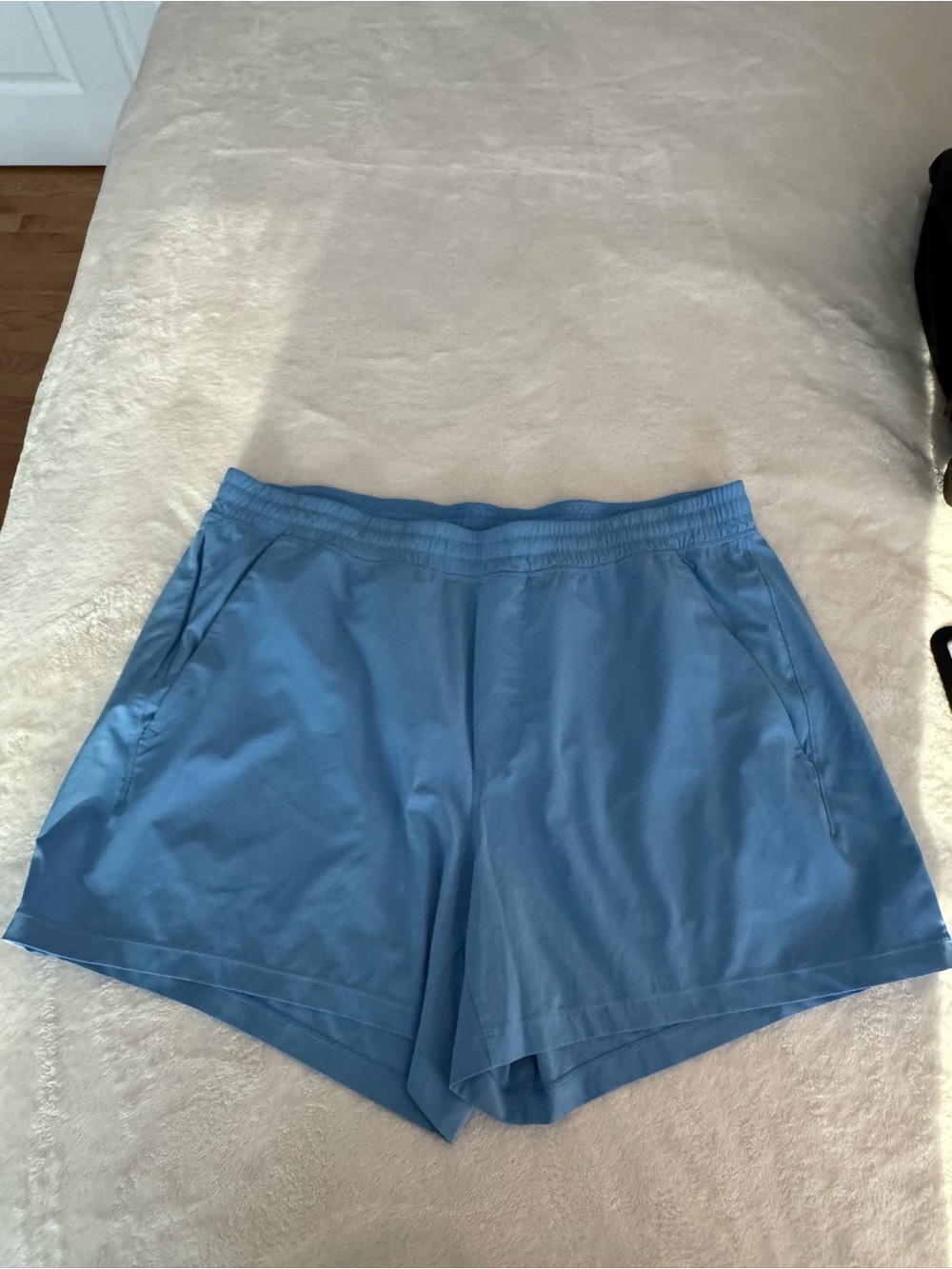 Lululemon XXL Men’s Pace Breaker Linerless Shorts